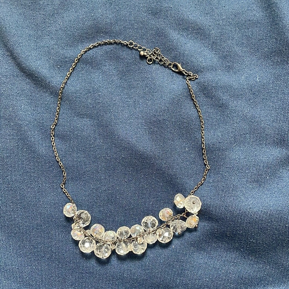 Crystal fashion necklace